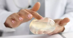Cirurgia Plástica em Poços de Caldas - Mitos e Verdades Sobre Prótese de Silicone